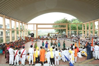 आषाढी एकादशी निमित्त यश अकॅडेमी विविध गुणदर्शन
