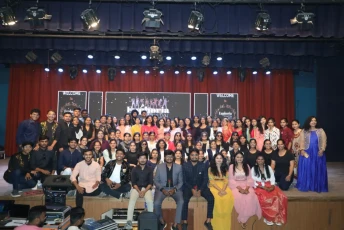 डेंटल कॉलेज अहमदनगर वार्षिक स्नेहसंमेलन