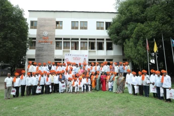 मुळा एज्युकेशन संस्थेच्या सेवानिवृत्त कर्मचार्यांच्या सेवापूर्ती सोहळा प्रसंगी