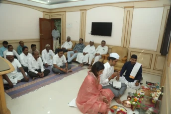 मुळा एज्युकेशन सोसायटी मुख्य कार्यालय पूजा